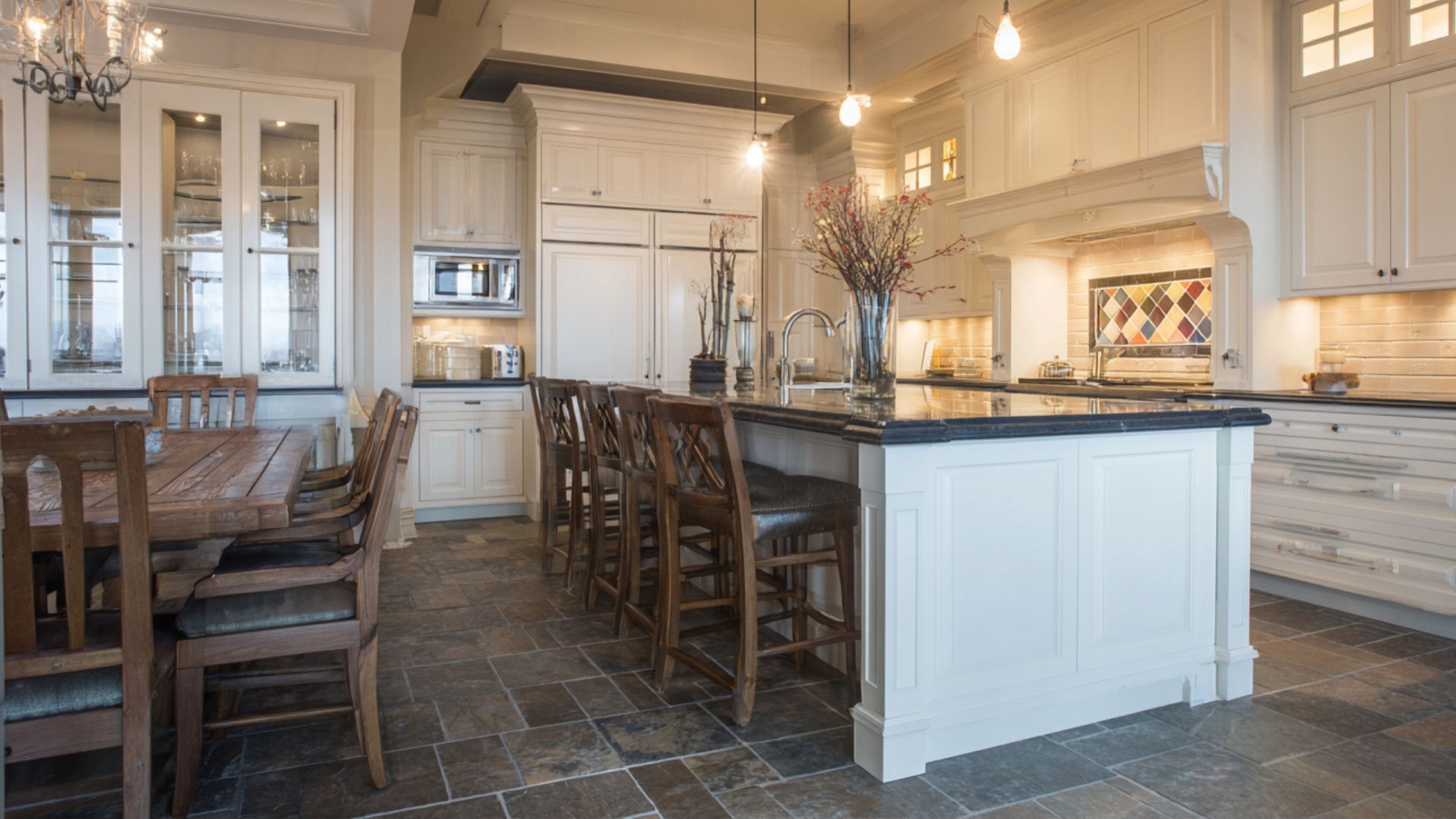 What is the average cost of Tile Cleaning in Roselle, IL?